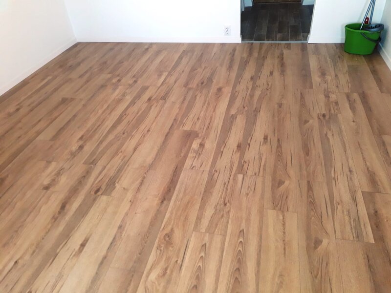 Drumul Taberei, Plaza